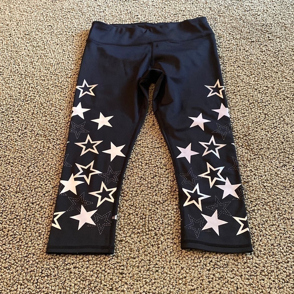 Marc New York Cropped Star Black & Silver Leggings in EUC